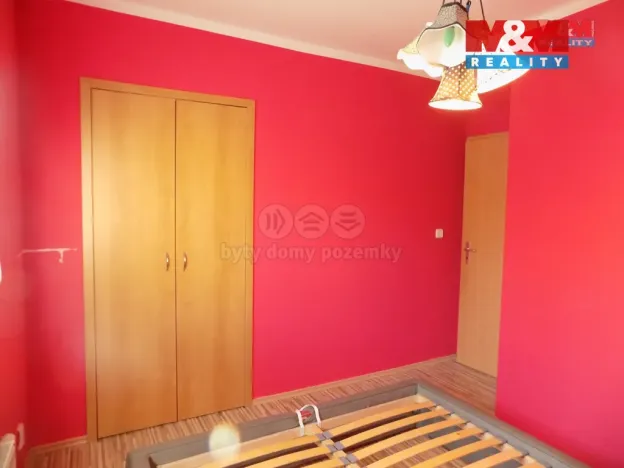 Pronájem bytu 4+1, Králův Dvůr, 74 m2