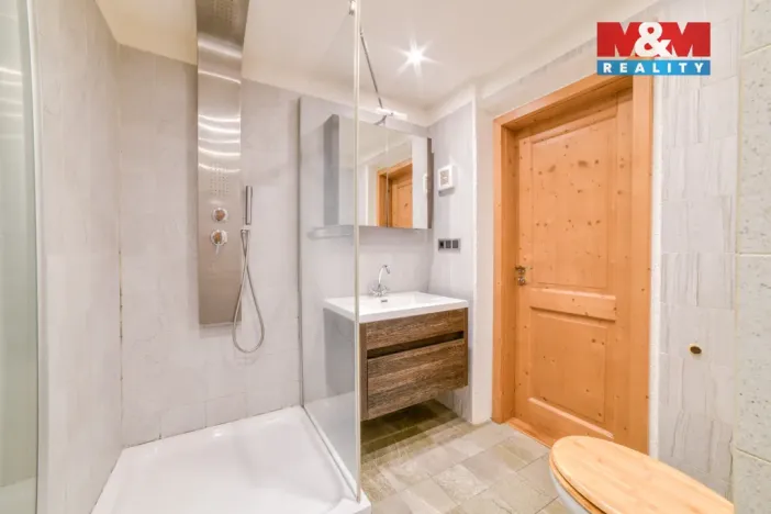 Pronájem bytu 3+1, Cheb, Hradební, 56 m2