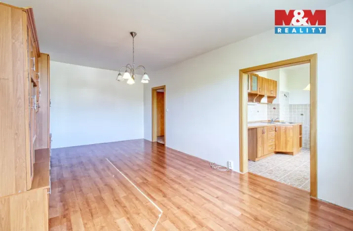 Prodej bytu 2+1, Chomutov, Holešická, 62 m2