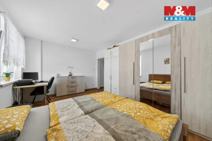 Prodej rodinného domu, Lužnice, 266 m2