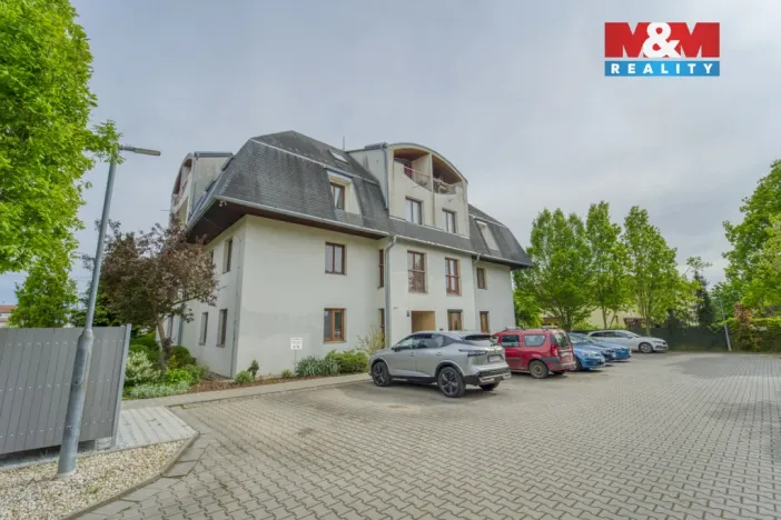 Prodej bytu 2+kk, Rudná, Hořelické náměstí, 43 m2