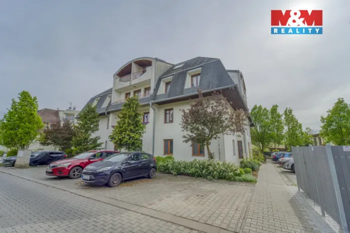 Prodej bytu 2+kk, Rudná, Hořelické náměstí, 43 m2