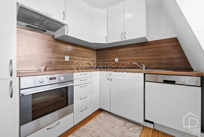 Pronájem bytu 3+1, Mratín, Kostelecká, 92 m2