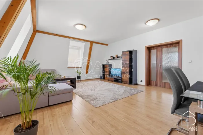 Pronájem bytu 3+1, Mratín, Kostelecká, 92 m2