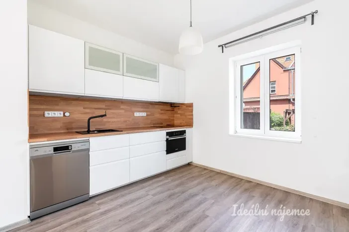 Pronájem bytu 3+kk, Praha - Břevnov, Malobřevnovská, 89 m2