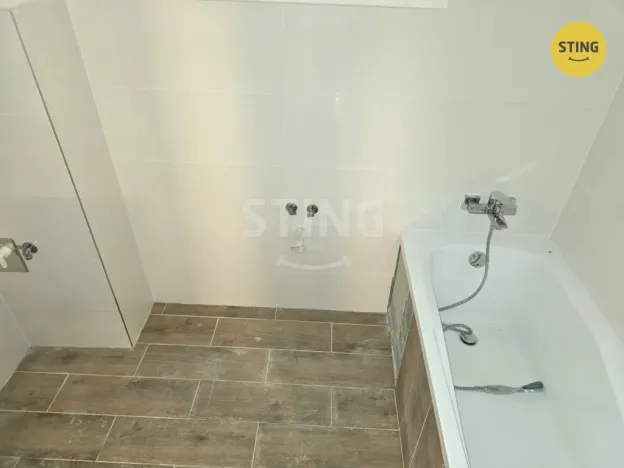 Prodej bytu 2+1, Opava, Ostrožná, 47 m2