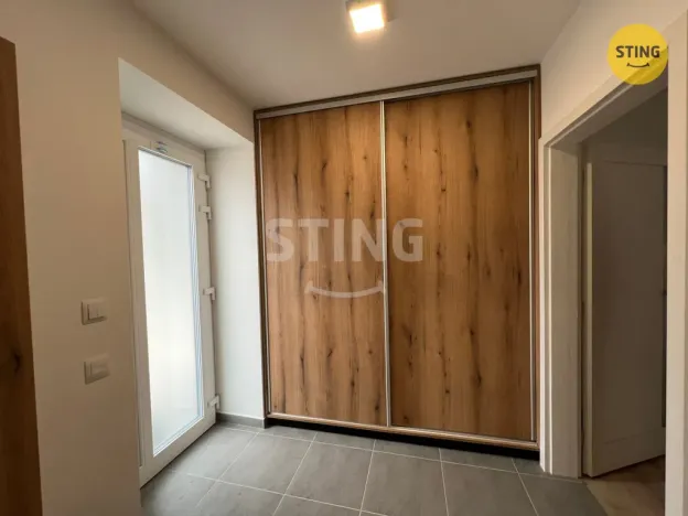 Pronájem bytu 1+kk, Hostovice, 60 m2