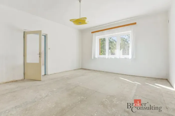 Prodej rodinného domu, Hradec Králové - Nový Hradec Králové, Pešinova, 300 m2