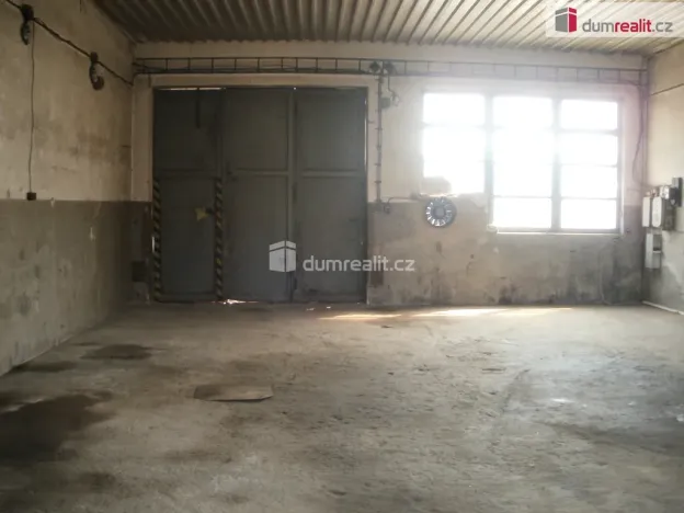 Pronájem garáže, Branky, 100 m2
