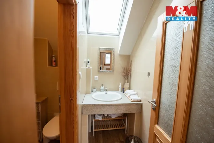 Pronájem obchodního prostoru, Hradec Králové - Kukleny, Pražská třída, 23 m2
