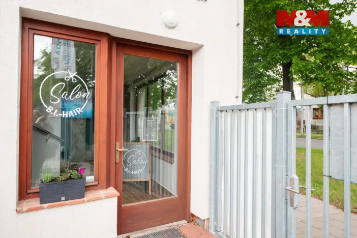 Pronájem obchodního prostoru, Hradec Králové - Kukleny, Pražská třída, 23 m2