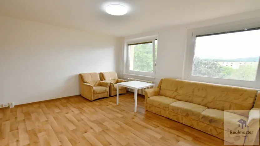 Pronájem bytu 1+kk, Ústí nad Labem - Krásné Březno, Žežická, 32 m2