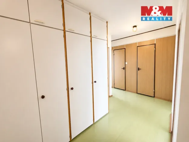 Pronájem bytu 3+1, Louny, U Stadionu, 77 m2