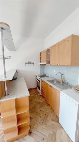 Prodej bytu 2+kk, Praha, Vyšší, 52 m2