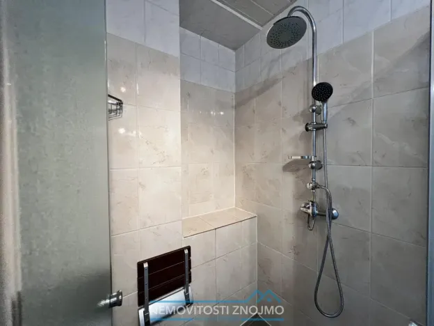 Pronájem bytu 2+1, Znojmo, Na Vinici, 55 m2