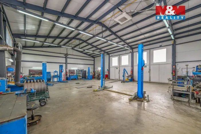 Prodej obchodního prostoru, Čáslav - Čáslav-Nové Město, Táborská, 270 m2