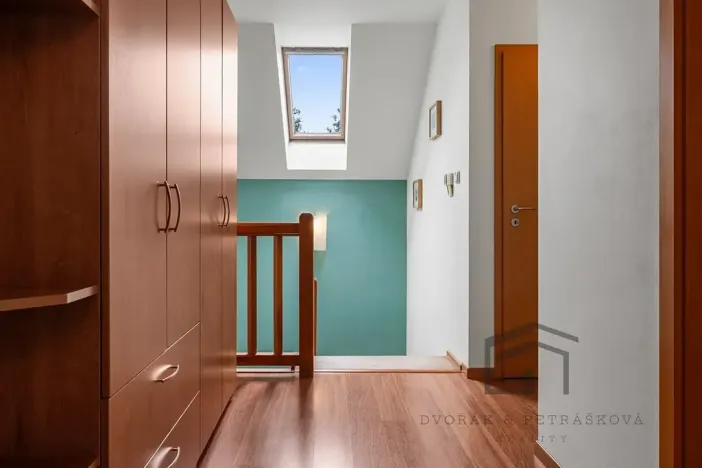 Prodej rodinného domu, Vrané nad Vltavou, Kruhová, 154 m2