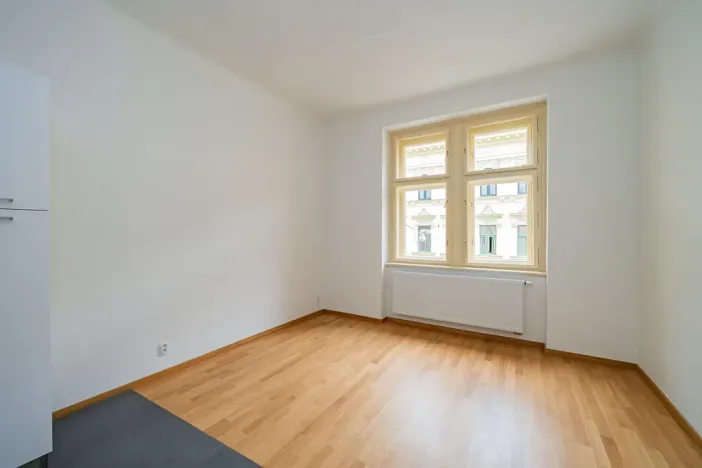 Pronájem bytu 2+kk, Praha - Bubeneč, Kamenická, 52 m2