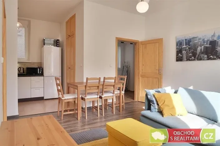 Pronájem bytu 2+kk, Praha, Zikova, 49 m2