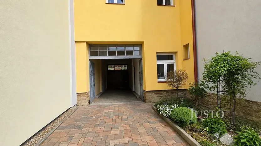 Pronájem restaurace, Písek, Sedláčkova, 110 m2
