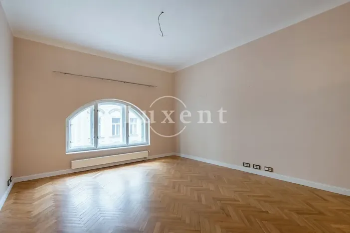 Pronájem kanceláře, Praha - Josefov, Pařížská, 210 m2