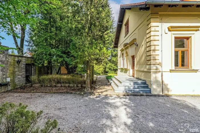 Prodej vily, Unhošť, Lipová, 470 m2