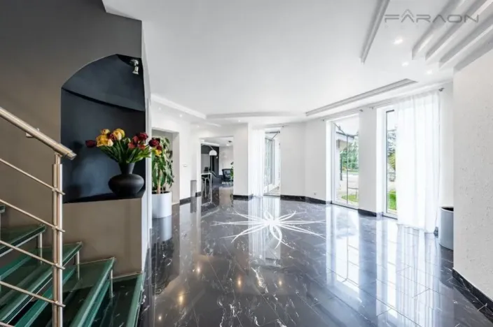 Prodej rodinného domu, Dolní Břežany, V Hranicích, 454 m2
