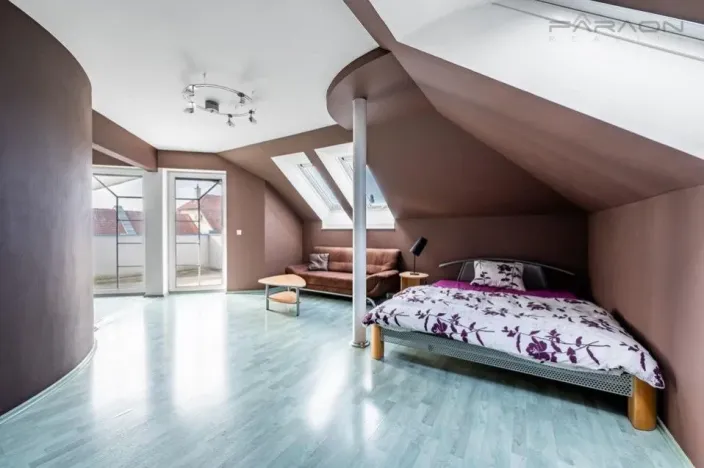 Prodej rodinného domu, Dolní Břežany, V Hranicích, 454 m2
