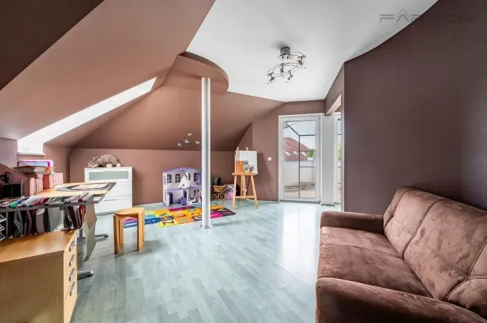Prodej rodinného domu, Dolní Břežany, V Hranicích, 454 m2