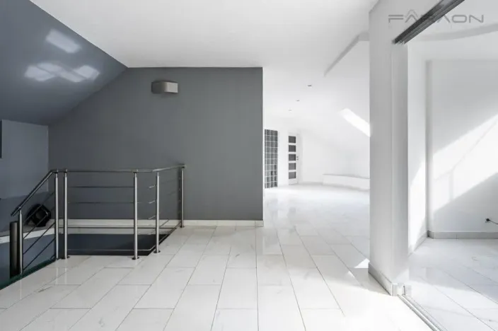 Prodej rodinného domu, Dolní Břežany, V Hranicích, 454 m2