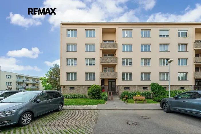 Prodej bytu 3+1, Praha - Zličín, Nedašovská, 80 m2