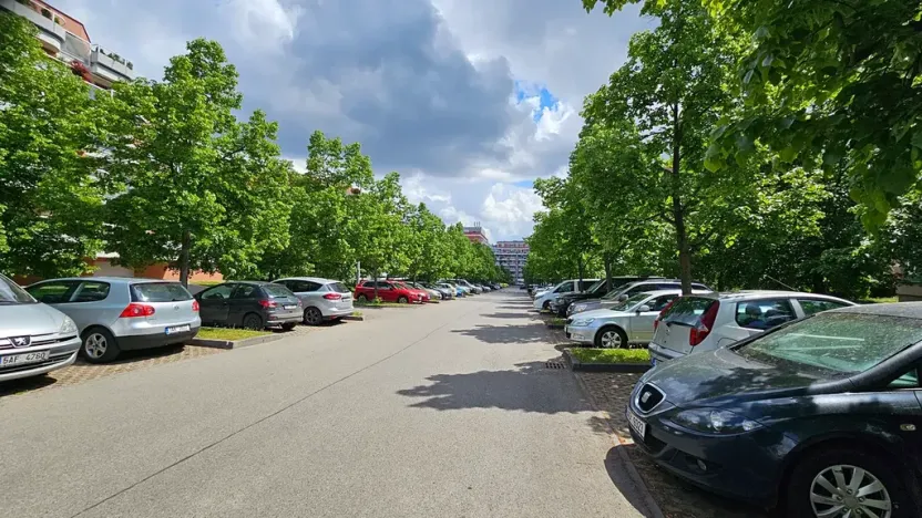 Pronájem bytu 3+kk, Praha - Jinonice, U kříže, 100 m2