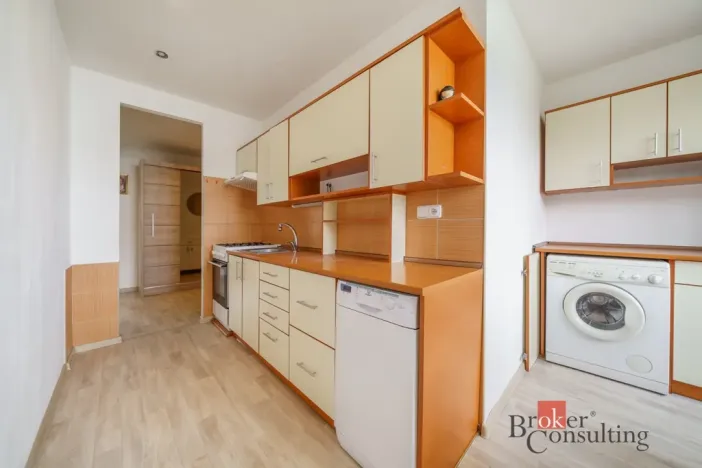 Pronájem bytu 2+1, Karlovy Vary - Rybáře, Vodárenská, 61 m2