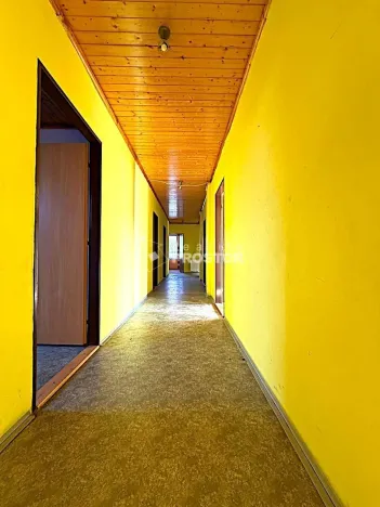 Prodej obchodního prostoru, Zápy, 260 m2