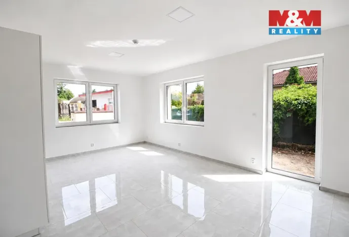 Pronájem bytu 2+kk, Kostelec nad Černými lesy - Kostelec nad Černými Lesy, Osadní, 65 m2