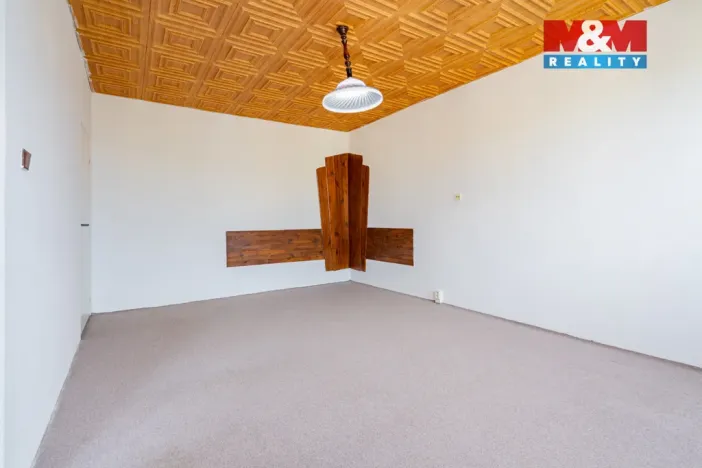 Prodej bytu 2+1, Jindřichův Hradec, sídliště Vajgar, 56 m2