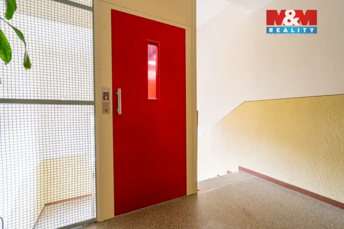 Prodej bytu 2+1, Jindřichův Hradec, sídliště Vajgar, 56 m2