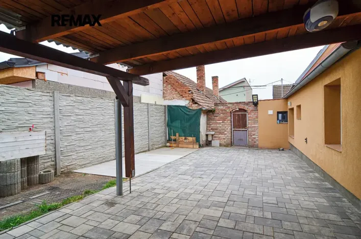 Prodej rodinného domu, Lužice, Lomená, 130 m2