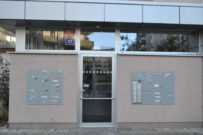 Pronájem bytu 1+kk, Praha - Hostivař, Bratislavská, 36 m2