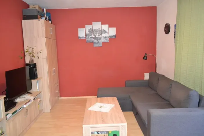Pronájem bytu 1+kk, Praha - Hostivař, Bratislavská, 36 m2