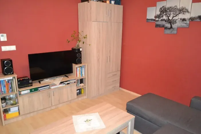 Pronájem bytu 1+kk, Praha - Hostivař, Bratislavská, 36 m2