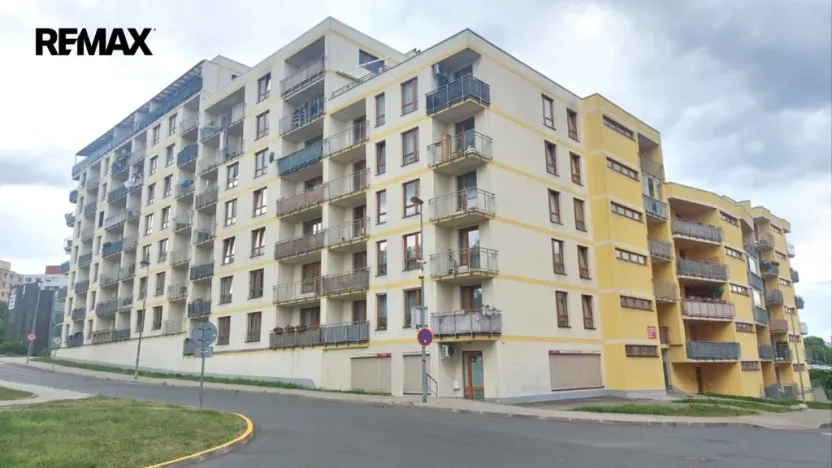 Pronájem bytu 2+kk, Praha - Kunratice, Pod Haltýřem, 52 m2