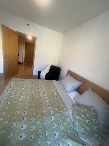 Pronájem bytu 2+kk, Praha - Smíchov, Nádražní, 52 m2