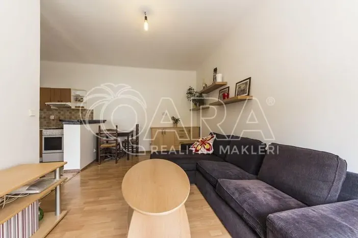Prodej bytu 2+kk, Praha - Holešovice, Jankovcova, 44 m2