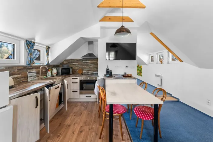 Prodej bytu 3+kk, Desná, Údolní, 66 m2