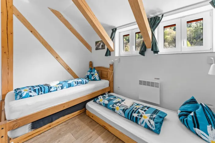 Prodej bytu 3+kk, Desná, Údolní, 66 m2