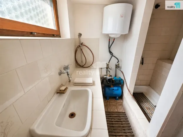 Pronájem chaty, Měchenice, 49 m2