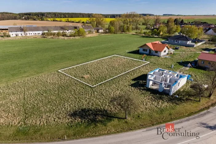 Prodej pozemku pro bydlení, Týn nad Vltavou, 892 m2