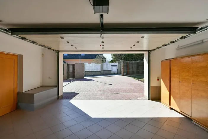 Pronájem rodinného domu, Horoměřice, 350 m2