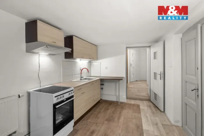 Pronájem bytu 1+1, Velvary, Chržínská, 35 m2